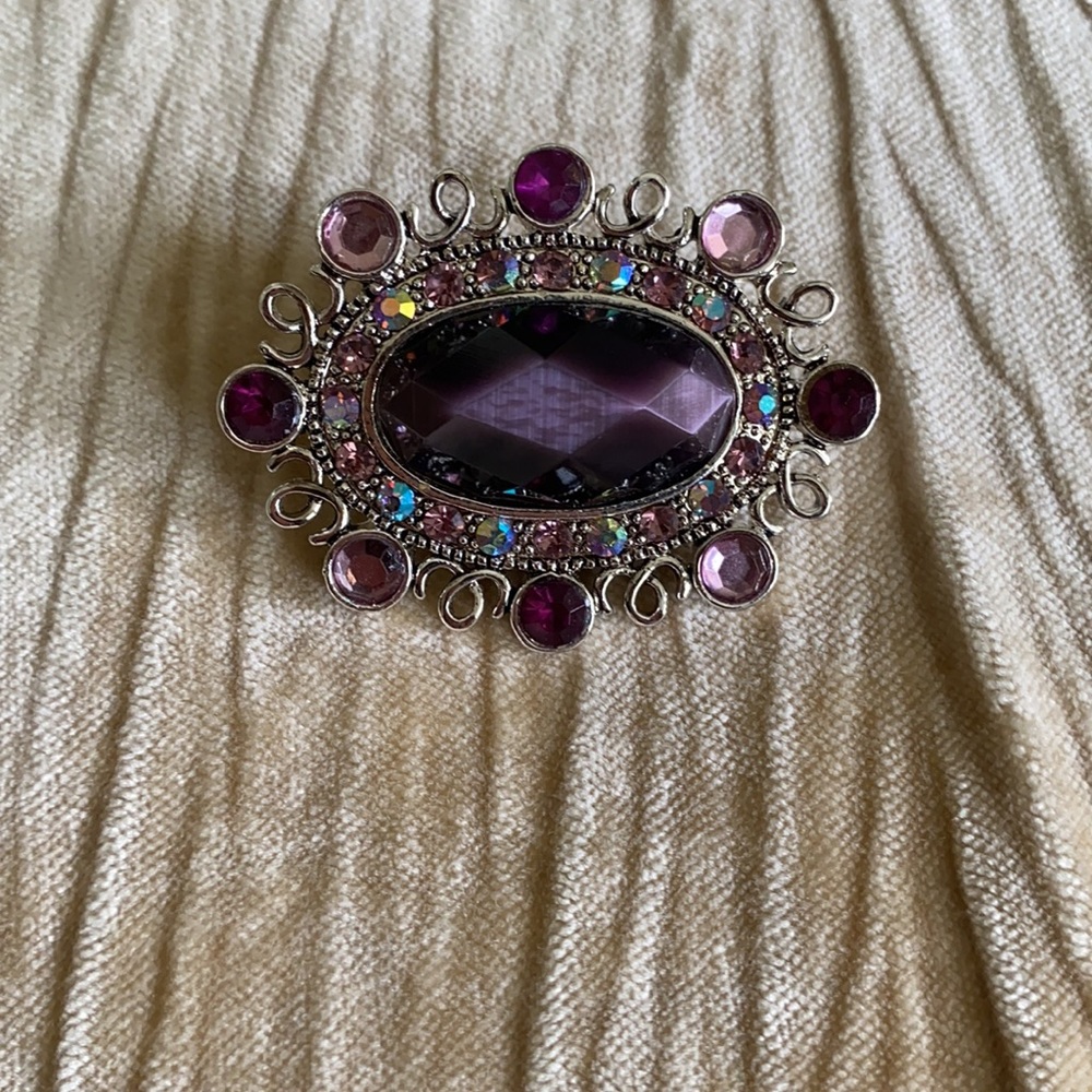 Monet Vintage Brooch/Pin